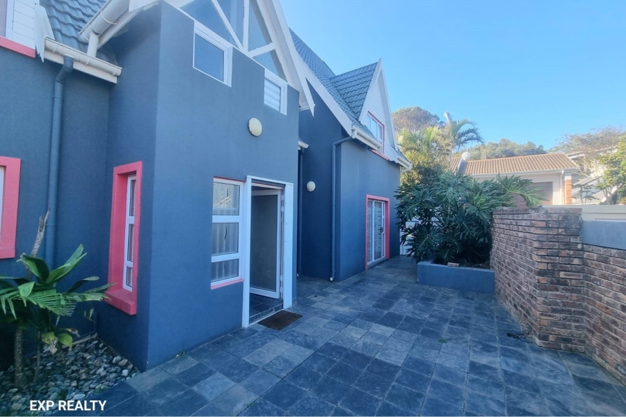 4 Bedroom Property for Sale in Beacon Bay Eastern Cape